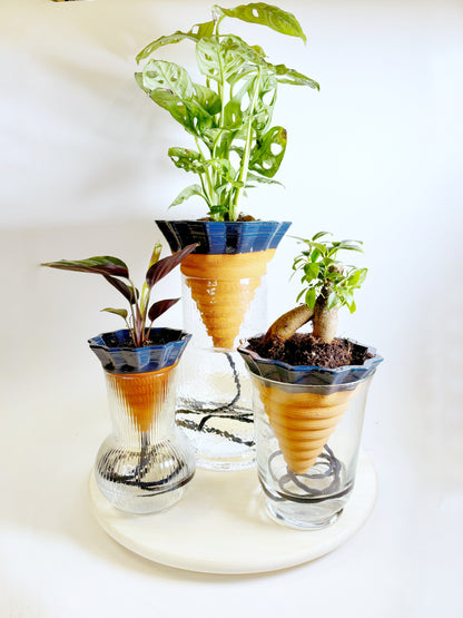 Nomade GLAZED – the self-watering TERRACOTTA pot